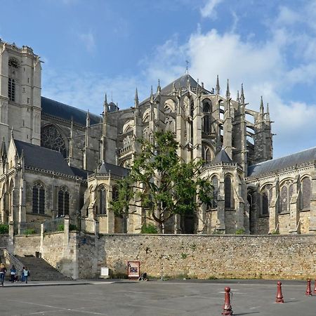 Le Mans - Au Calme - Stationnement Facile - Proche Centre Ville Et Gare المظهر الخارجي الصورة